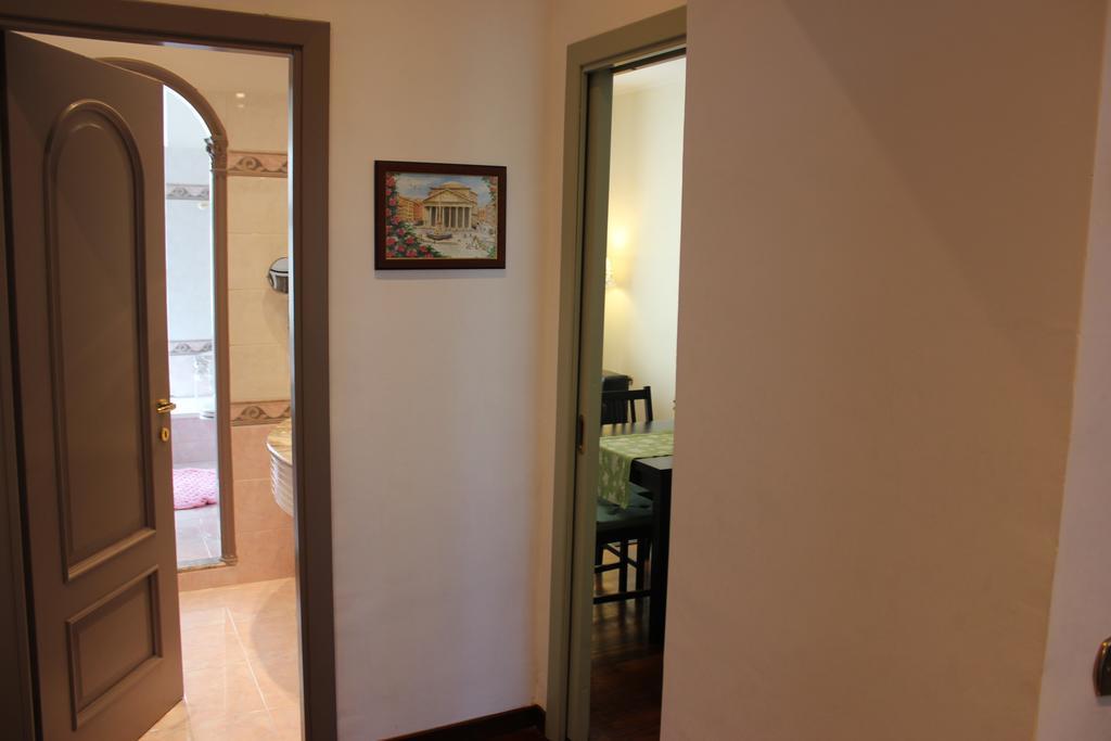 Casa Vacanze Voglia Di Roma Bagian luar foto